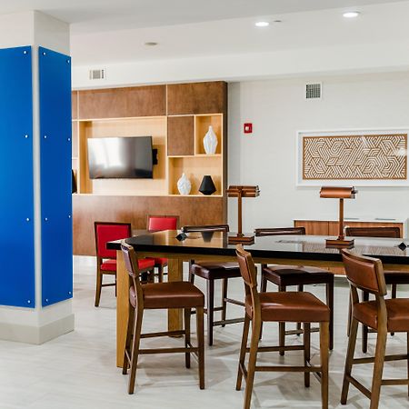 Holiday Inn Express - Andalusia By Ihg Eksteriør bilde